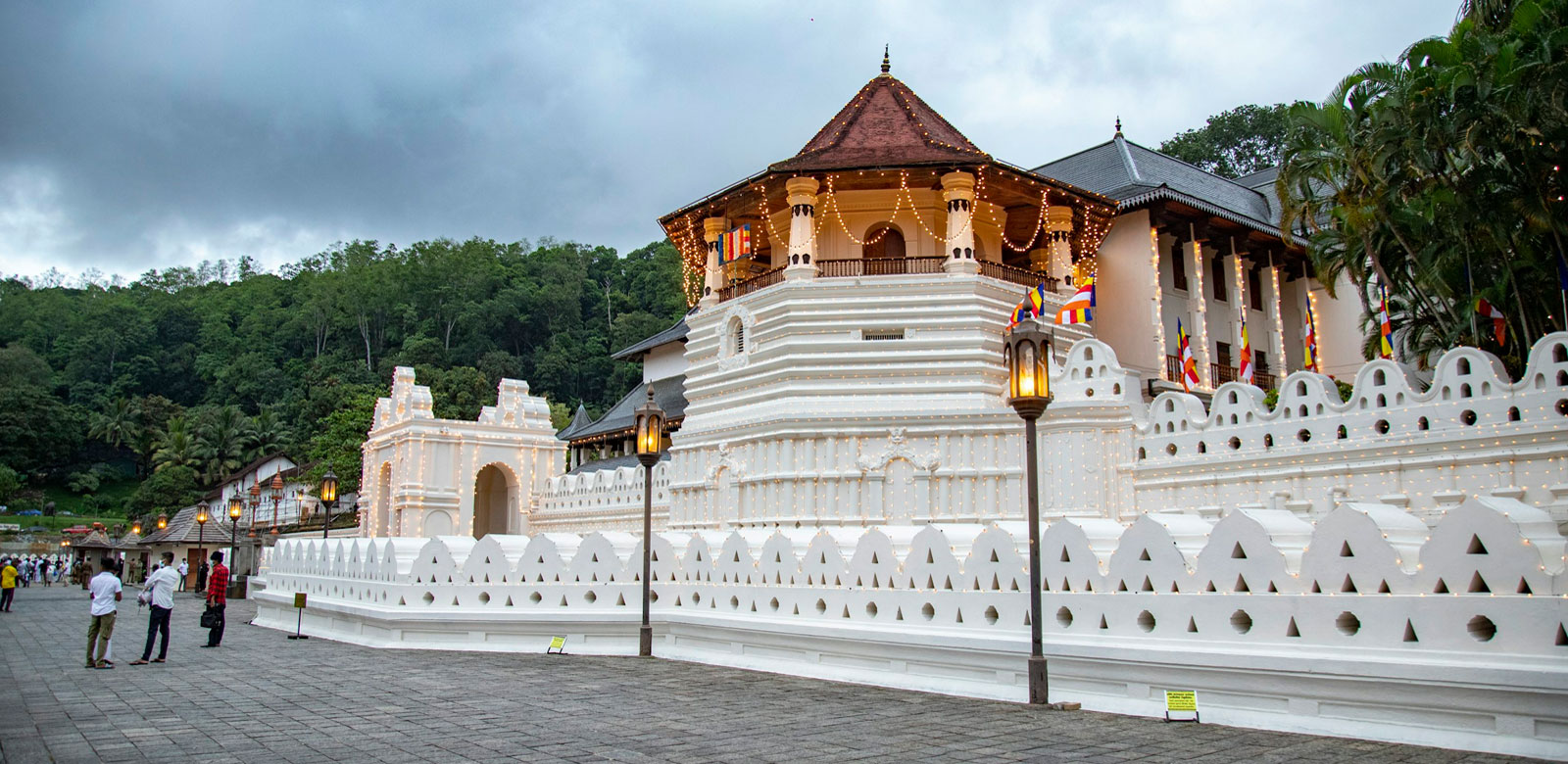 Lanka Trust Tours Lanka Trust Tours